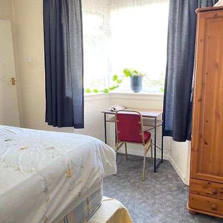 Appartement 132 à Bushbury Extérieur photo