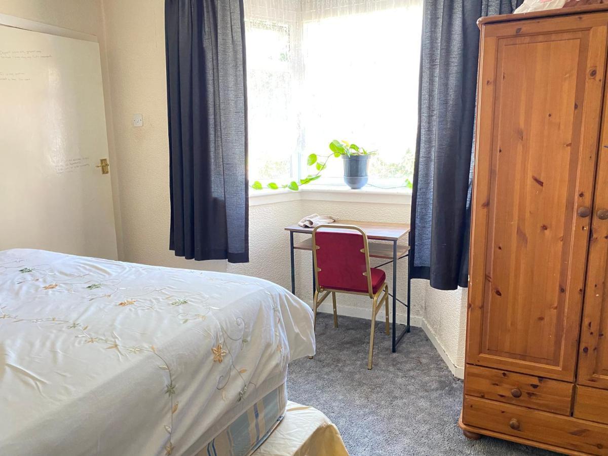 Appartement 132 à Bushbury Extérieur photo